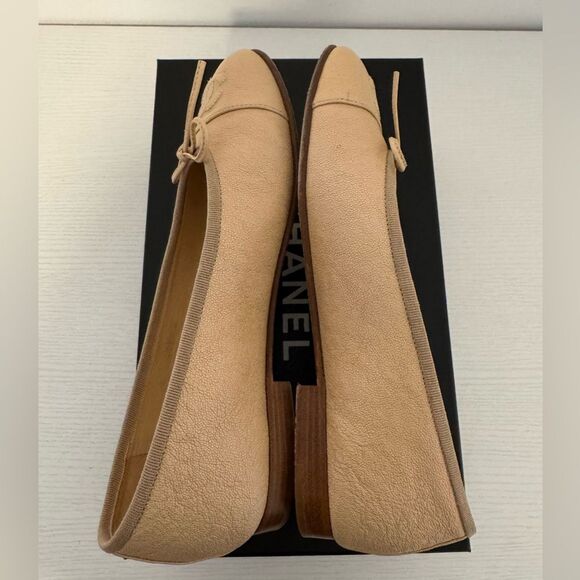 Chanel Pebbled Leather Tan Beige CC Classic Ballet Flats EU 36 US 6 Authentic - Picture 7 of 11